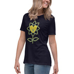Flower Women's Relaxed T-Shirt UA - Alivwood